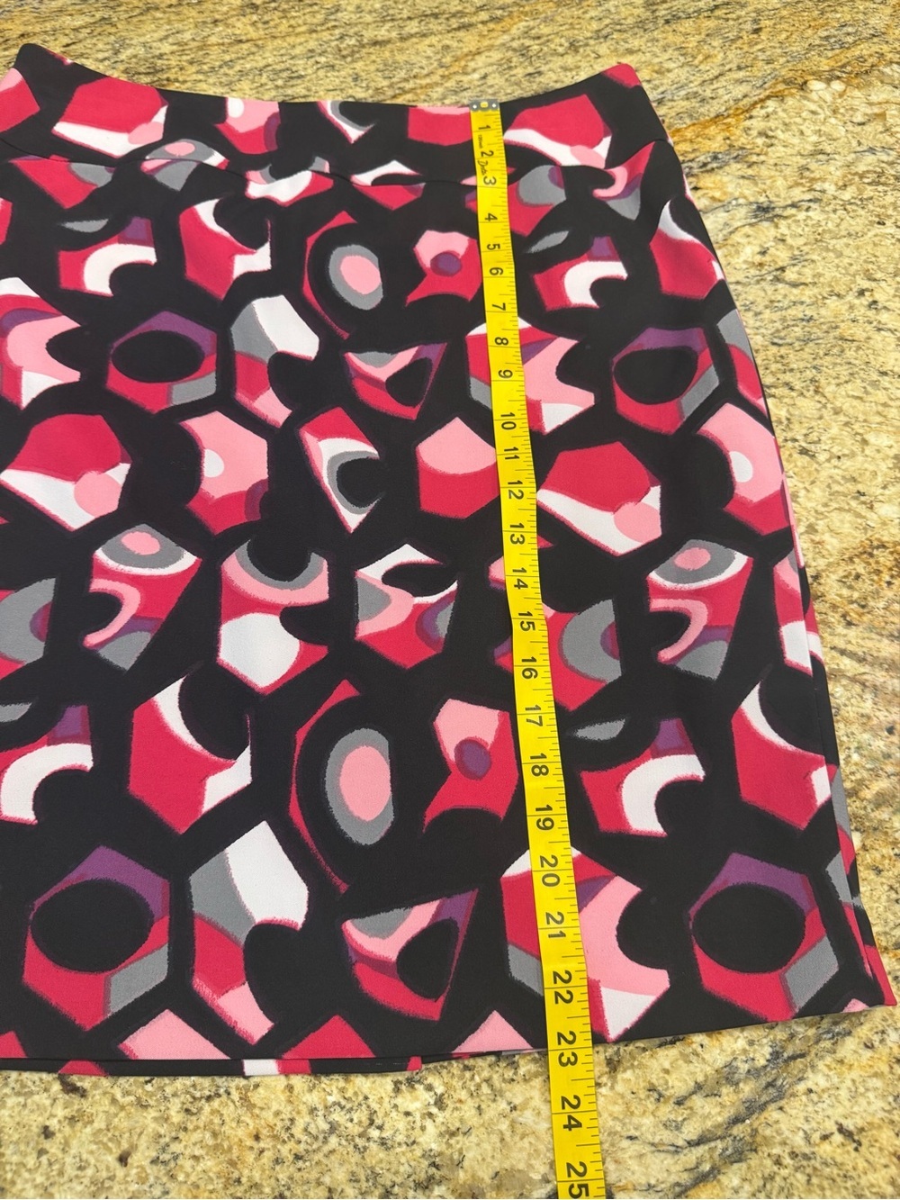 Cato Woman Pink Black Lined Straight Abstract Skirt Women’s Size 12 NWT - Picture 10 of 10